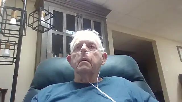 bootlegmanz — Freechat on StripChat