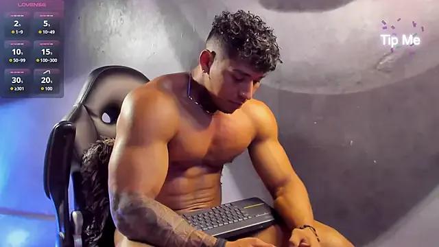 Freechat bradley_smith on StripChat