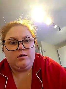 BrattyPrincess-x — Tits out 5 mins