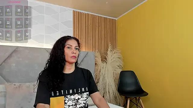Brunnette_Sensation on StripChat