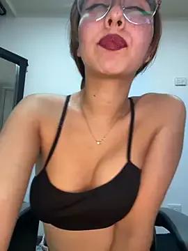 Freechat CANDYXXX- on StripChat