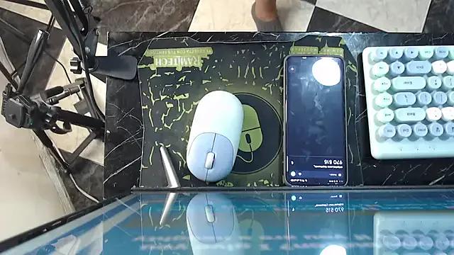 Capricornio_ on StripChat