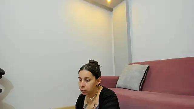 Freechat CataleyaAmaya on StripChat