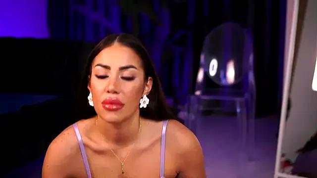 Freechat CataleyaSyrene on StripChat