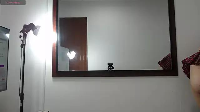 catalina_Ada on StripChat