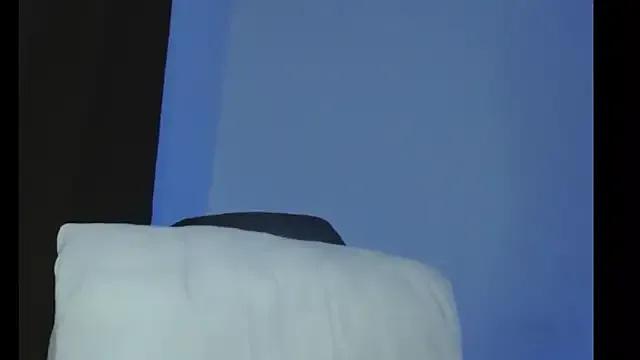 catalina_Ada on StripChat