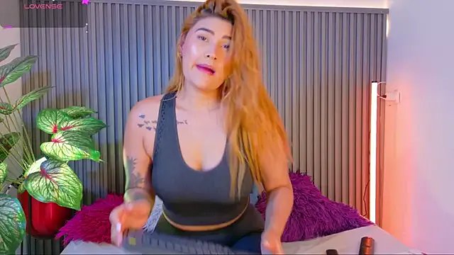 Freechat Celeste_Presstigge on StripChat