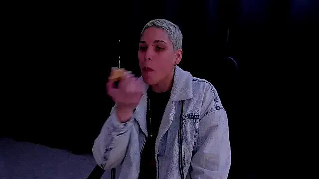 Freechat Charlee_pink on StripChat