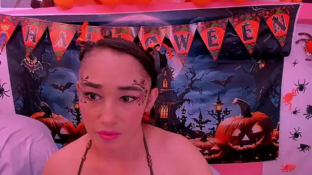 Freechat charlotte-11 on StripChat