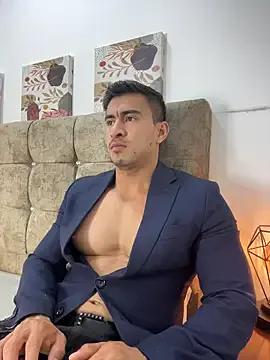 Chris_Clarck — Take off shirt 