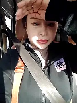 Christine-le1 on StripChat