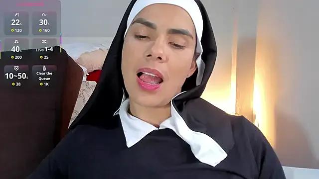 Freechat ClaraMariaMon on StripChat