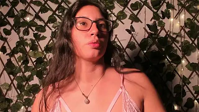 Freechat CoralineSanchez on StripChat