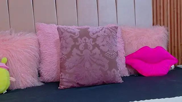 Freechat cristal_subin69 on StripChat