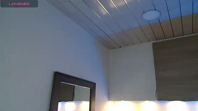 Freechat Cristal_Velle on StripChat