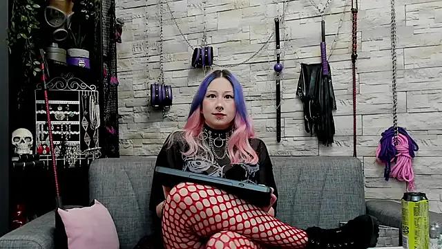 CruelMistress on StripChat