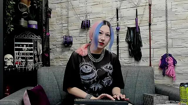 CruelMistress on StripChat