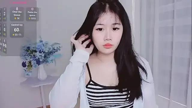 Freechat Crystal_Lea on StripChat