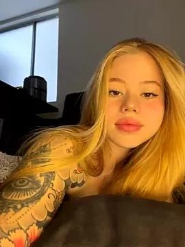 Freechat curchez_ on StripChat