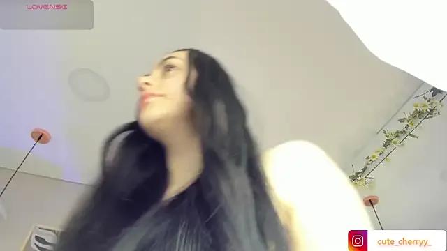 Freechat cute__cherry_ on StripChat