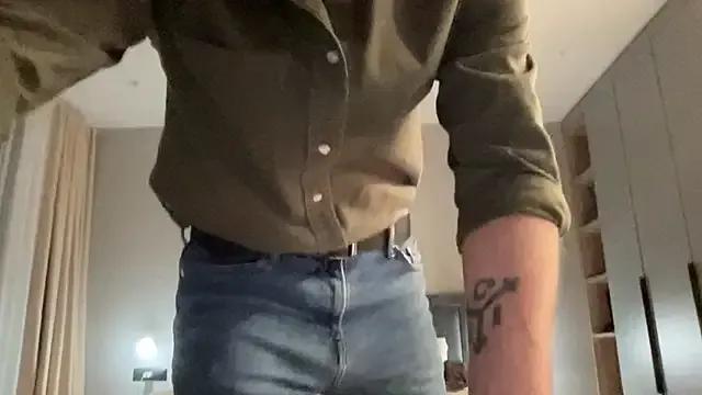 Freechat cute_mark on StripChat