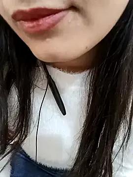 CuteSarikaLIVE on StripChat