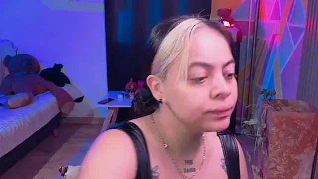 StripChat Cuttiealice is Freechat Cuttiealice — Freechat on StripChat