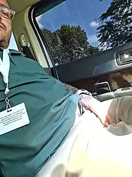 Freechat dadbod1178 on StripChat