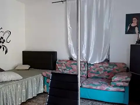 Freechat danasantoreal on StripChat