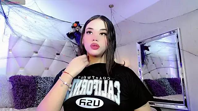 Daniela_Embeer_ — Freechat on StripChat