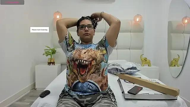 DanielleEvans_ — plug anal