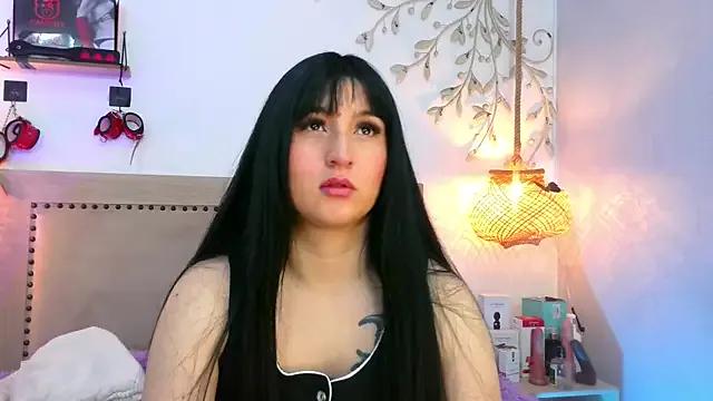 Freechat Daphnee-x on StripChat