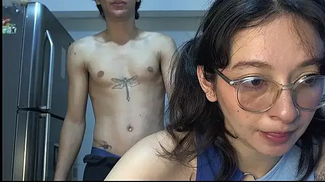 DavidAndClare on StripChat