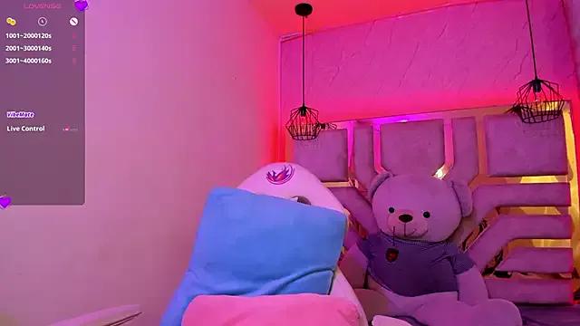 dayana_harlow2 on StripChat 