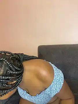 Freechat Dellah27 on StripChat