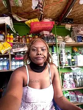 Freechat Dellah27 on StripChat