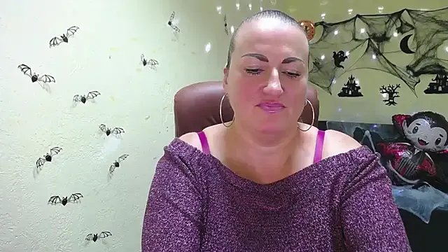 Freechat DianaMGG on StripChat