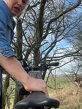 Freechat Dina-Light on StripChat