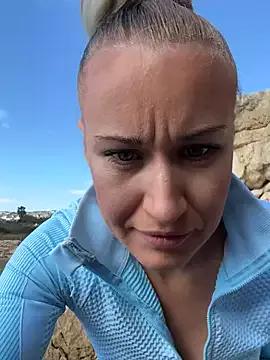 Freechat Dina-Light on StripChat