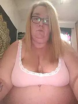 Freechat diosacurvy1984 on StripChat