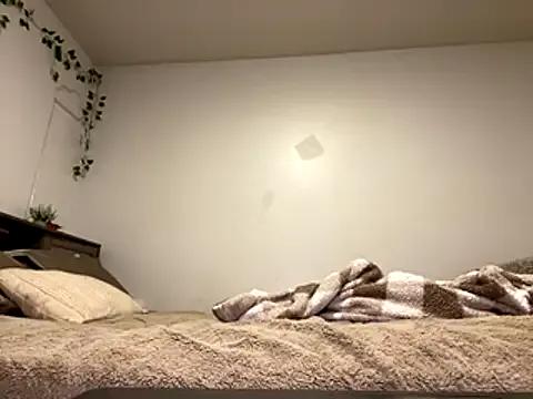 DirtyLittleKimberleigh — booty spread + wink