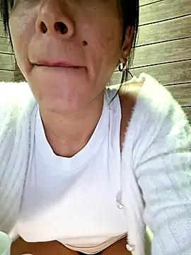 Doll_Loren on StripChat 