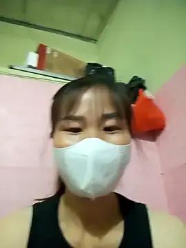 Freechat Donatella28 on StripChat