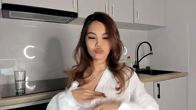 dragon_princesss on StripChat