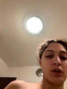 DreamThickCouple on StripChat