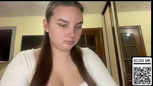 Dreamyblushfairy on StripChat