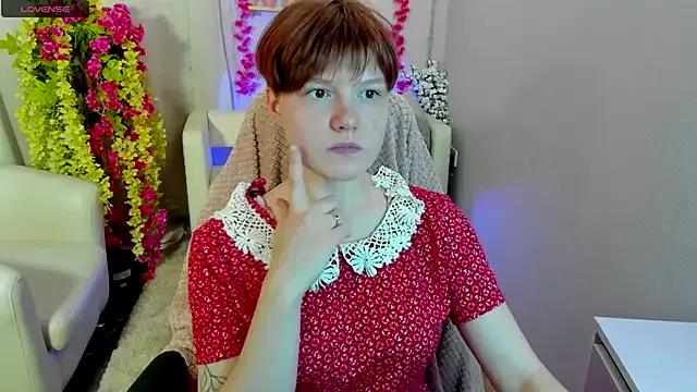 Freechat DreamyLuna on StripChat