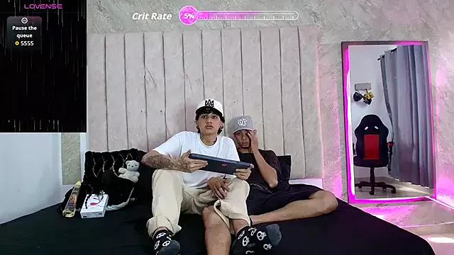 Freechat DustinandJordan on StripChat