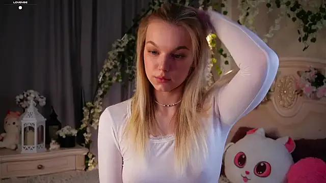 EdlinAlliston — you are so hot Izzy