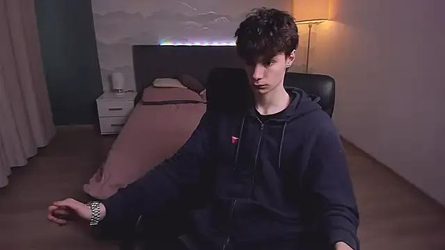 Edvard_Blare on StripChat